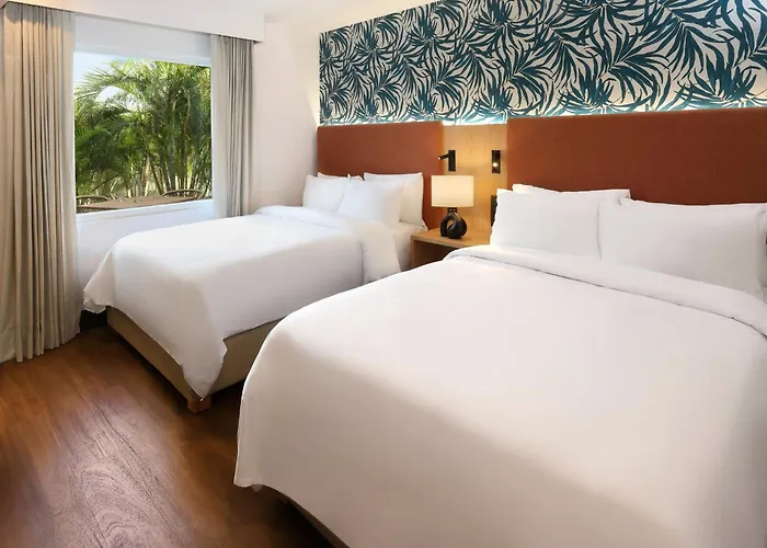 Voco Surfside Aruba By Ihg