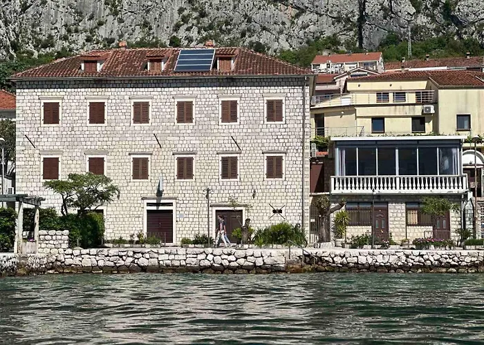 Garni Hotel Pana-Eustahije 253