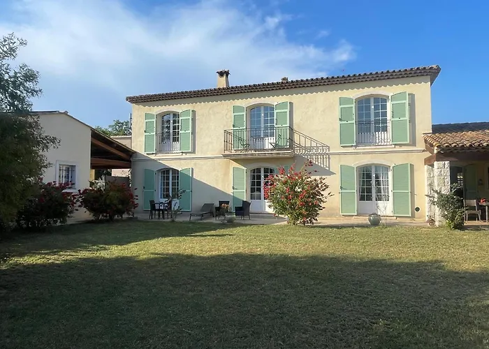 Chambre D'Hotes "La Bastide Des Eucalyptus" Antibes
