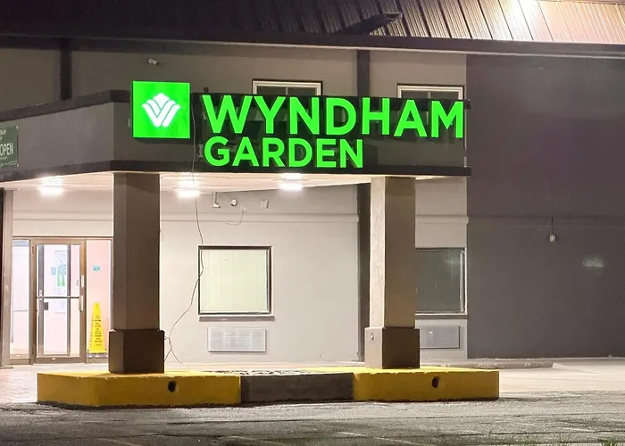 Wyndham Garden Salina Conference Center Hotel