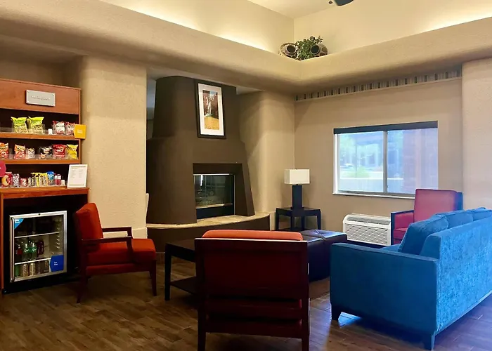 Comfort Suites Peoria Sports Complex