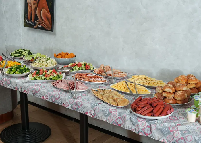 Mildom Hotel