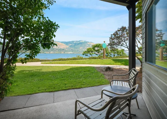 Best Western Plus Hood River Inn