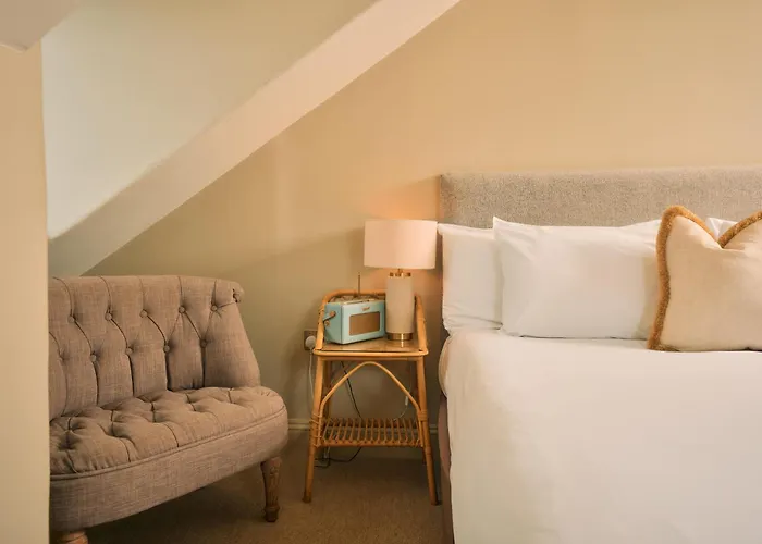 The Godolphin Hotel