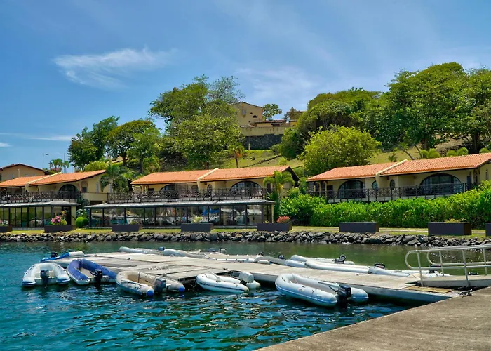 Secret Harbour Boutique Hotel&Marina