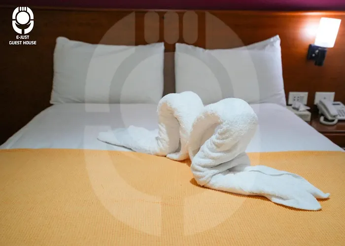 E-Just Hotel Borg El Arab