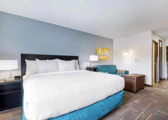 Mainstay Suites Winfield-Teays Valley