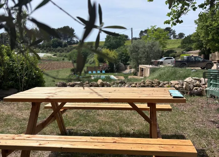 Bastide Bellugue Maison d'hôtes à La Ferme à 3 minutes de Lourmarin