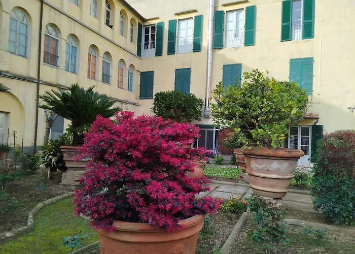 Bed and Breakfast Casa Per Ferie Religiosa Figlie Di Nazareth à Pise