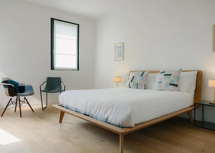 Stilla Rooms & Contemporary Cuisine