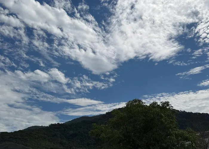 Suites Familia Otaviano Ubatuba Otimo Custo-Beneficio 500M Da Praia