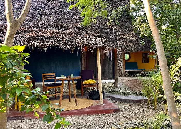 Kameleon Blue Arts Lodge