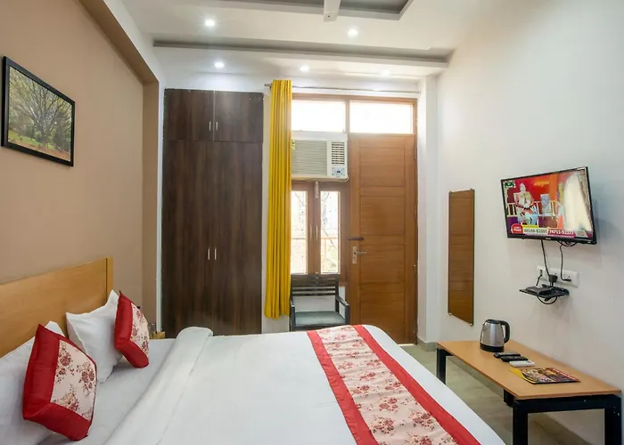 Glinzer Noida