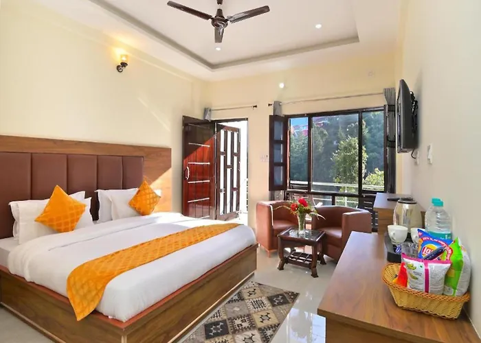La Riqueza Dhanolti View - View Of Valleys & Mountains - Private Parking - Near To Eco Park & Surkanda Devi Temple