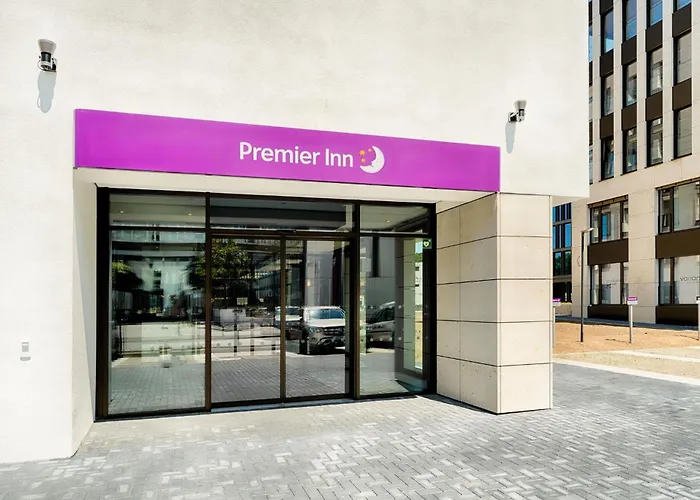 Premier Inn Darmstadt City Centre