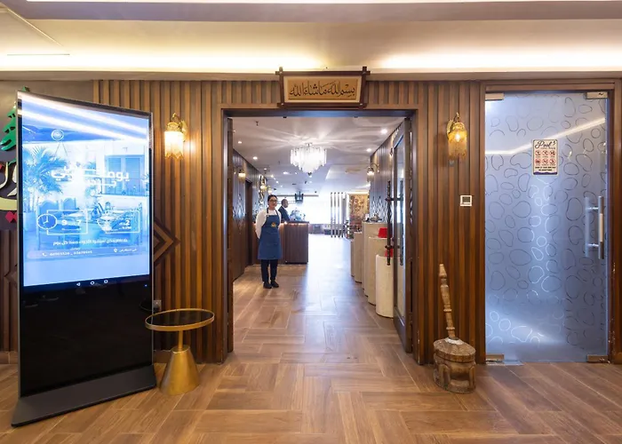 Dolphin Continental Hotel