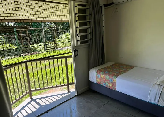 Yatulau Hotel And Conference