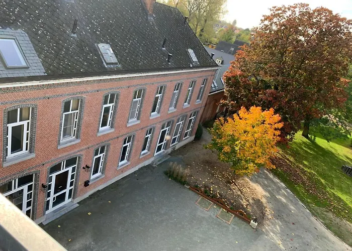 De Lotuspoort Met Mihr'S B&B In De Abdij Van Bornem