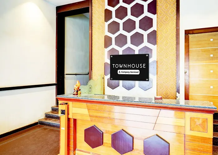 Oyo Townhouse Anantapur Near Srikantam Circle