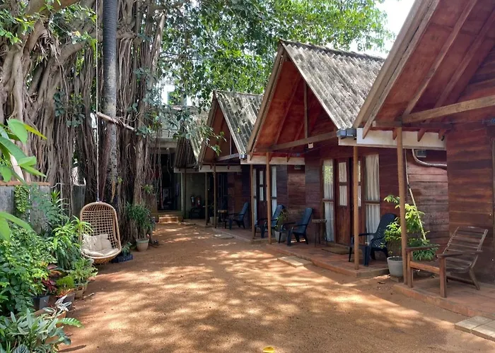Cool Banyan Cabana