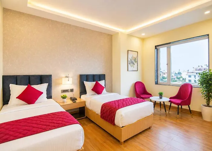Hotel Avadh Classio Near By Ram Mandir