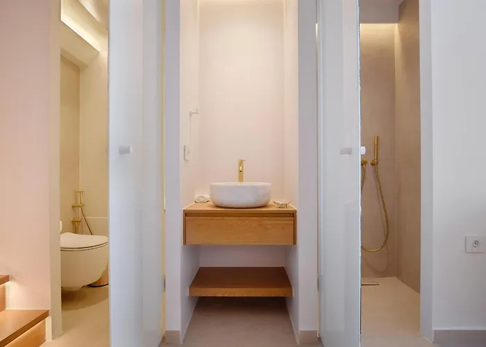 Phos Hotel Adults Only