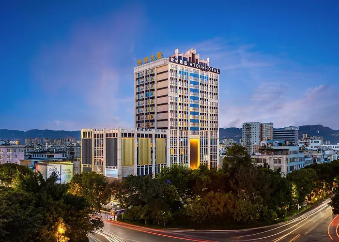 Atour Hotel Baoshan Longyang Hengbang Building