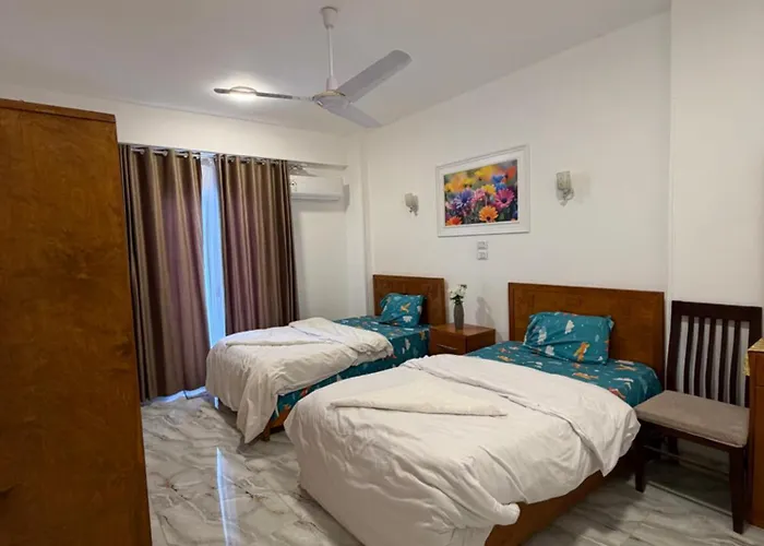 Kr Hotel
