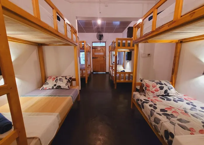 Fms Rooms & Hostel
