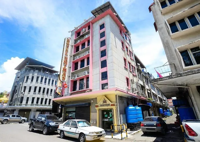 Oyo 89958 Hotel Umimas
