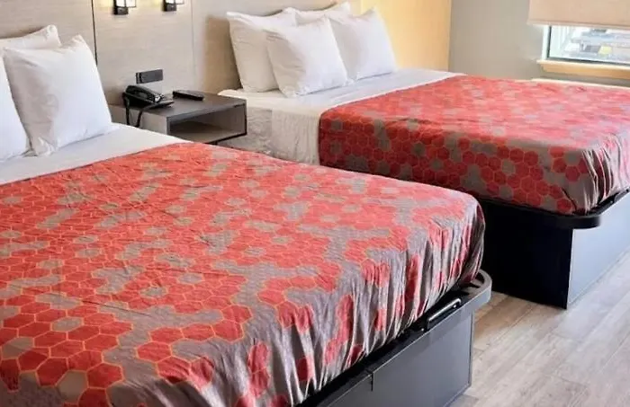 Milan Inn & Suites