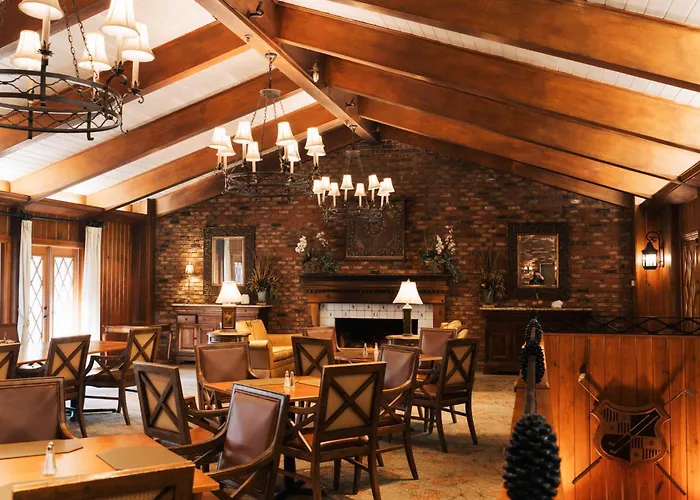 Pine Needles Lodge & Golf Club