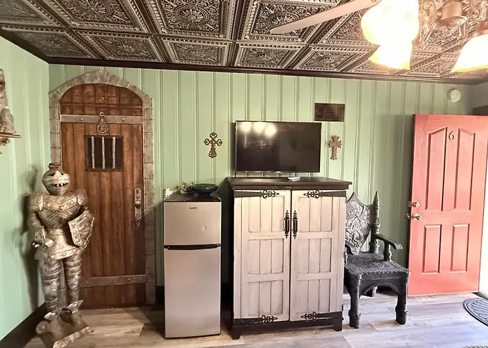 Historic Ziegler Inn And Suites With Whimsical Themed Rooms