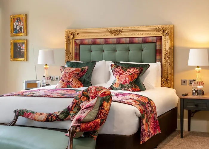 The Kings Arms And Royal Hotel, Godalming, Surrey - The Coaching Inn Group