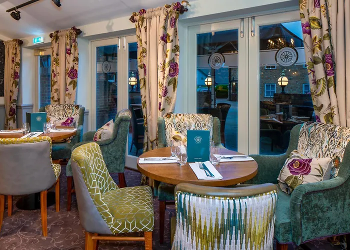 The Kings Arms And Royal Hotel, Godalming, Surrey - The Coaching Inn Group