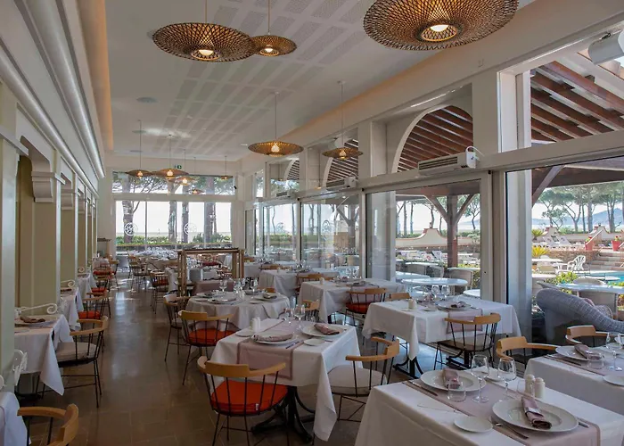Grand Hotel Du Lido - Sur La Plage D'Argeles