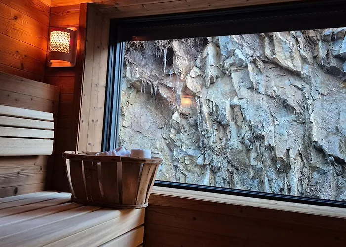 Logis Hôtel Restaurant De La Poste et SPA de Montagne