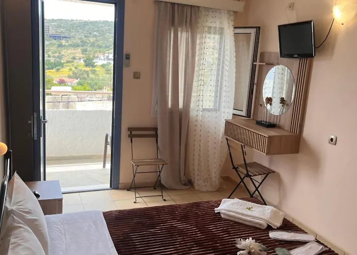 Isidora Hotel