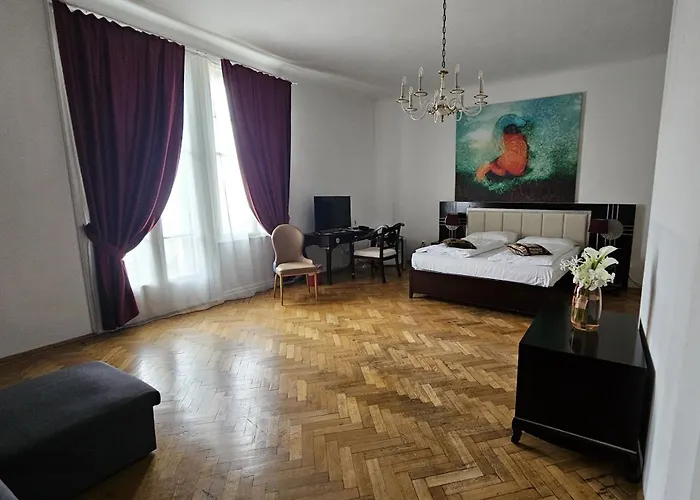 Hotel Pension Museum