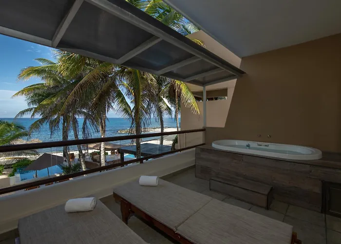Hotel Playa La Media Luna