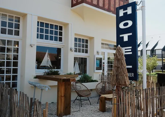 Hotel De La Mer - Blonville Sur Mer