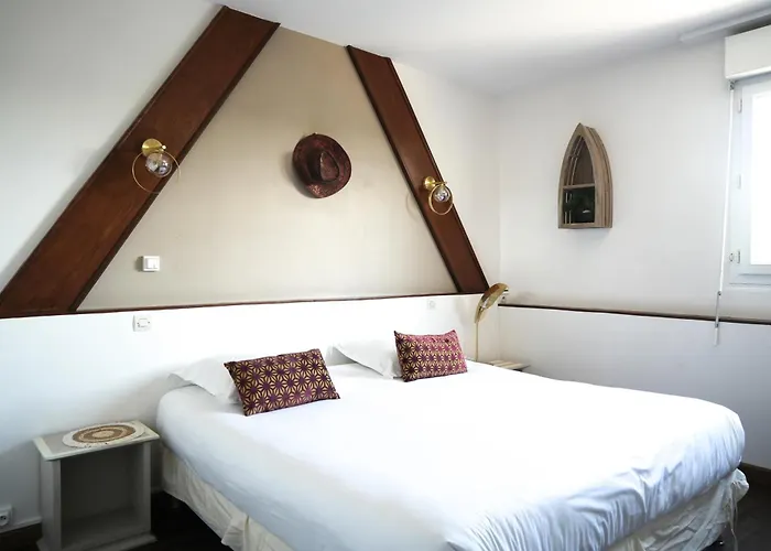 Hotel De La Mer: Charming Beachfront Boutique in Deauville-Blonville