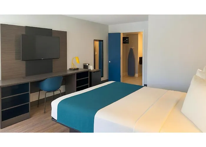 Motel 6-Anaheim, Ca - Maingate