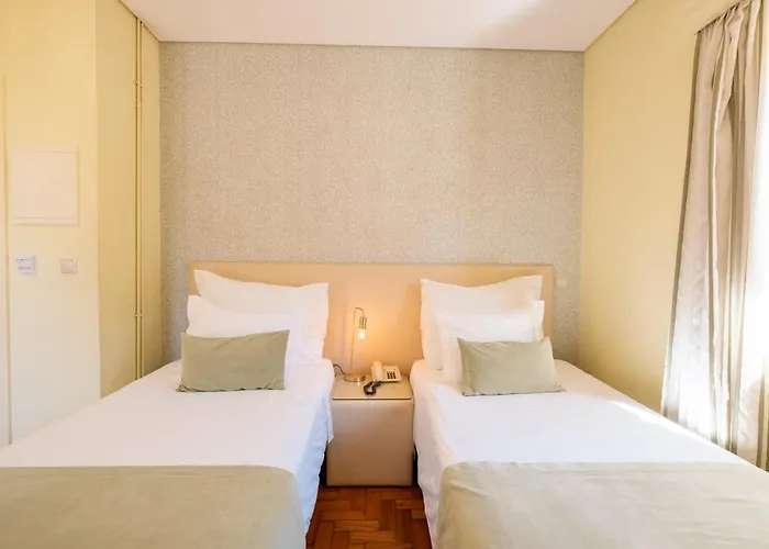 Adelaide Hotel