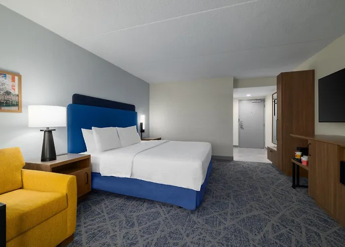 Hampton Inn Washington-Dulles International Airport South