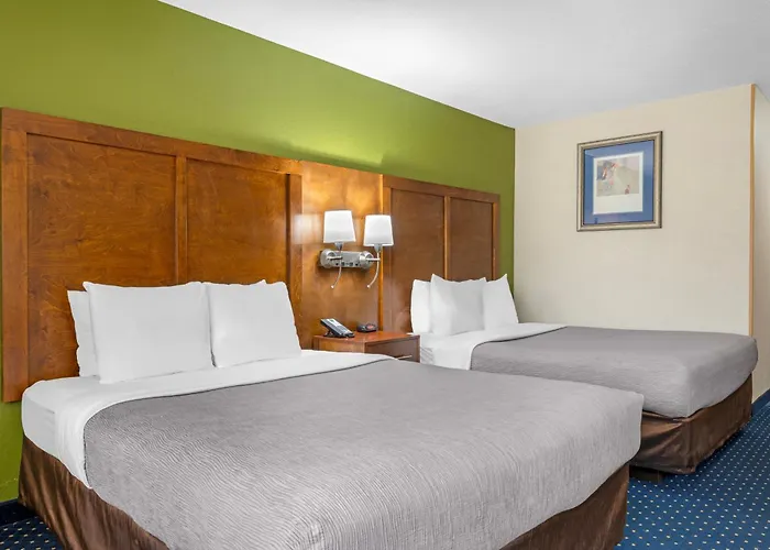 Quality Inn & Suites Goshen