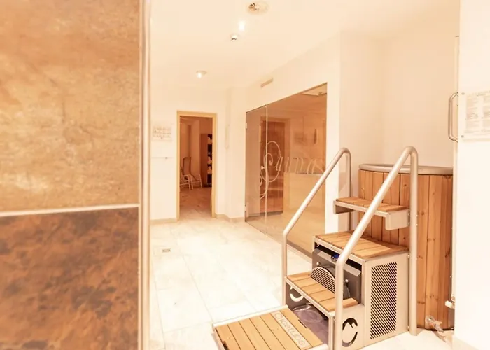 Arlen Lodge Hotel-Garni