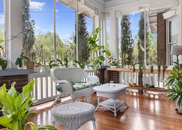 Sweetwater Branch Inn Gainesville