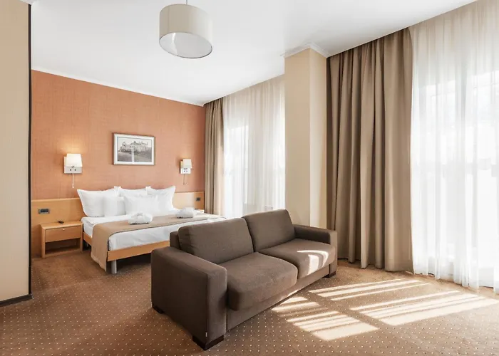 Alexandrovskiy Hotel