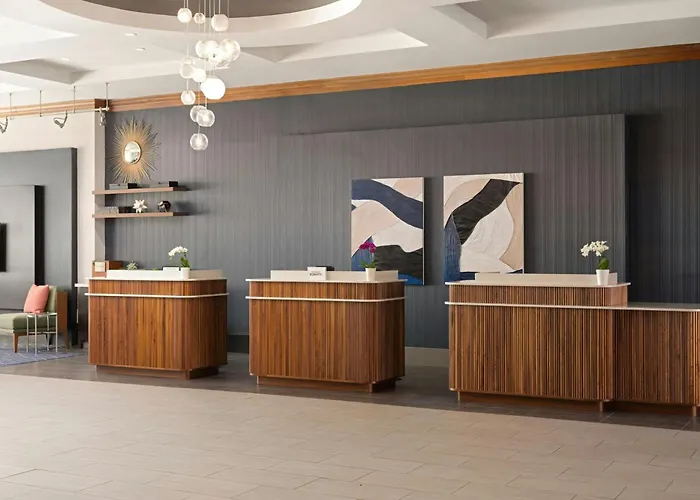 Courtyard By Marriott Boston Brookline